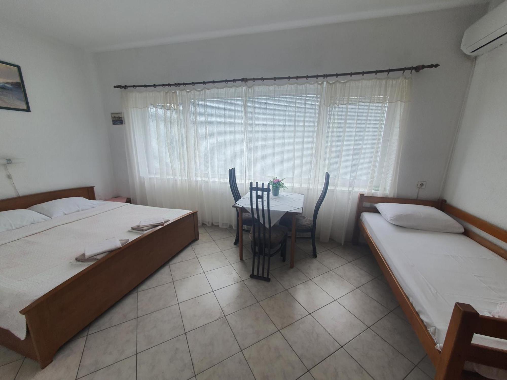 Apartments - Buffet 2B Sveti Juraj Eksteriør billede
